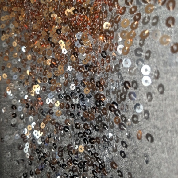 Sequin tank top - Picture 2 of 4